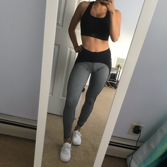 American eagle leggings - Picture 2 of 7